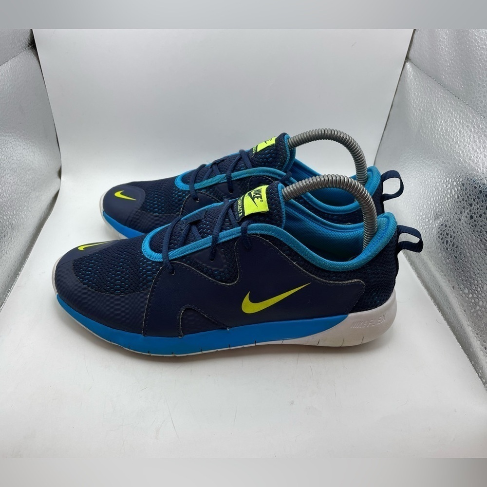 Nike Flex Contact 3 blue sneakers size 6Y/ Womens 7.5